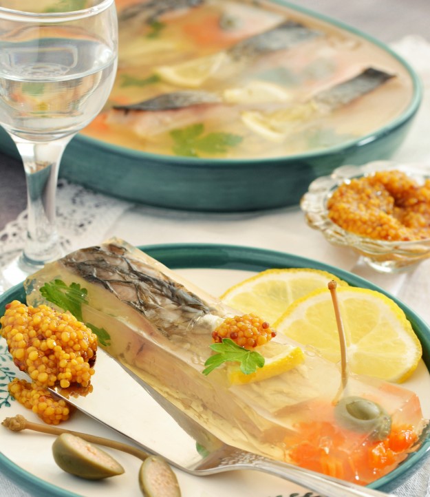 Заливное из сазана