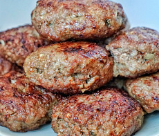 Котлетки из нутрии без панировки