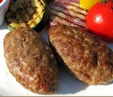 Котлеты в сметанном соусе из бобра