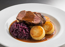 Нутрия в винном соусе