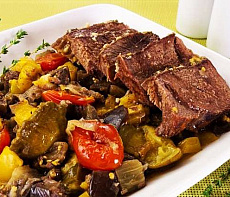 Кабан по-венски с овощами