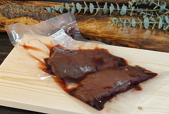 Стейк из окорока северного оленя (внутренняя часть бедра)