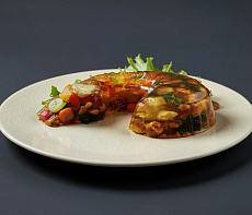 Стерляжье заливное