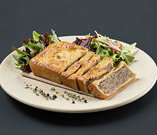 Страстбургский пирог с паштетом из дичи