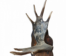 Рог лося с кабаном