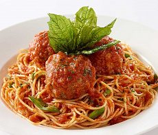 Тефтели из лосятины со спагетти в томатном соусе