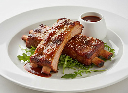 Рёбрышки-гриль в банановой карамели