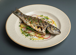 Муксун на углях с ароматными травами