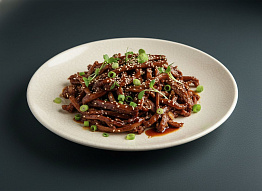 Бобр тушёный в вине