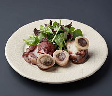 Мозговые косточки с салатом