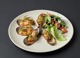 Мидии Грея в духовке с сыром и грибами