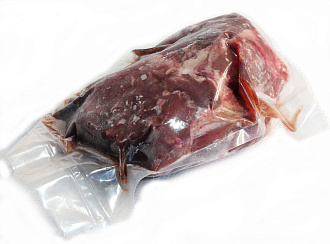 Окорок дикого кабана без кости