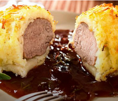 Филе косули запечённое в слоёном тесте