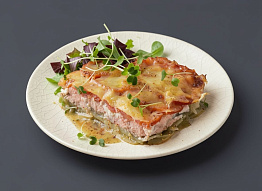 Сочная горбуша с картошкой в духовке