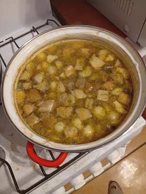 Товар Грибы белые резаные замороженные кубик