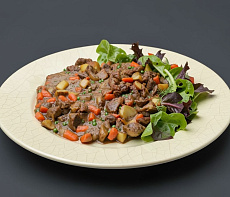 Гуляш из европейского оленя классический