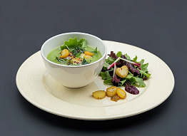 Летний крем-суп с морскими гребешками