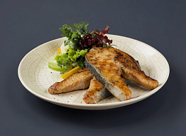 Пикантные стейки-гриль из осетра