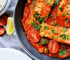 Чир в томатном соусе