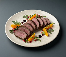 Вырезка бизона в ароматных травах