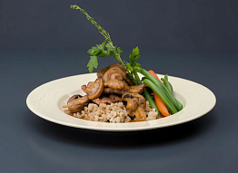 Гуляш из кабана по-провански