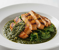 Стейки нельмы в имбирно-чесночном маринаде