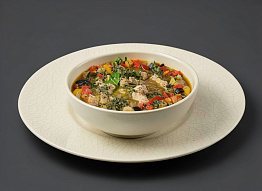 Кижуч тушеный с овощами