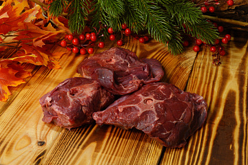 Фото Шея косули на кости