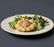 Морские гребешки с грибами и белым вином