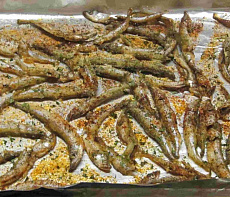 Корюшка запечённая с травами