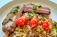 Превью Дикое мясо в ресторане. Сибирский продукт