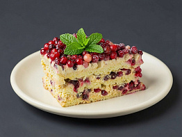 Манник с лесными ягодами