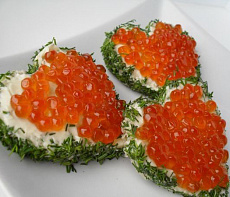 Новогодняя закуска с красной икрой