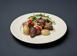 Жаркое из кабана в горшочке