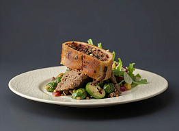 Косуля с брюссельской капустой