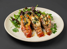 Лобстер под чесночным маслом