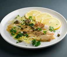 Морской язык под лимонно-сливочным соусом