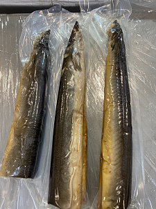 Превью Балтийский Угорь горячего копчения 600-1000 гр в в/у