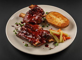 Лосиные ребрышки в пряном маринаде