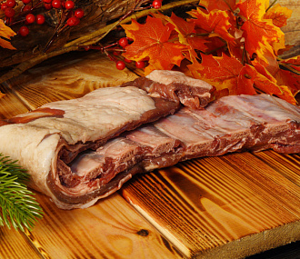 Ребра европейского благородного оленя