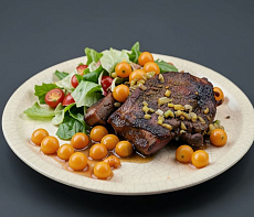 Стейки Томагавк с кровью