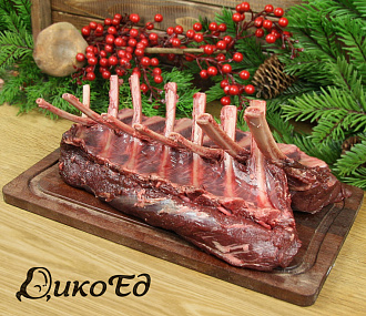 Корейка северного оленя на кости