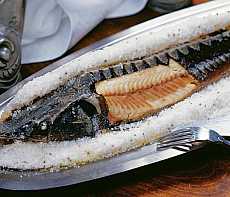 Стерлядь под соляной шубой