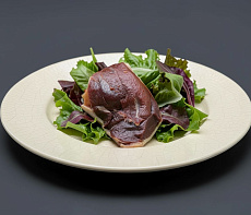 Французский рецепт салата из утиной грудки