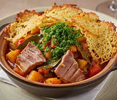 Олень с яблоками по-балкански