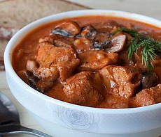 Гуляш из мяса кабана