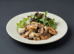 Пельмени, запечённые с белыми грибами