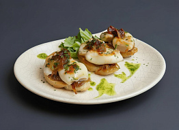 Каракатица, карамелизированная в сливочном соусе