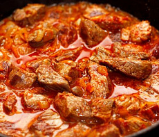 Гуляш из медвежатины