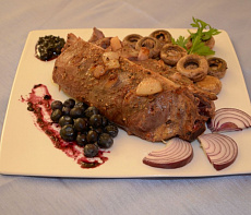 Стейки из косули с шампиньонами